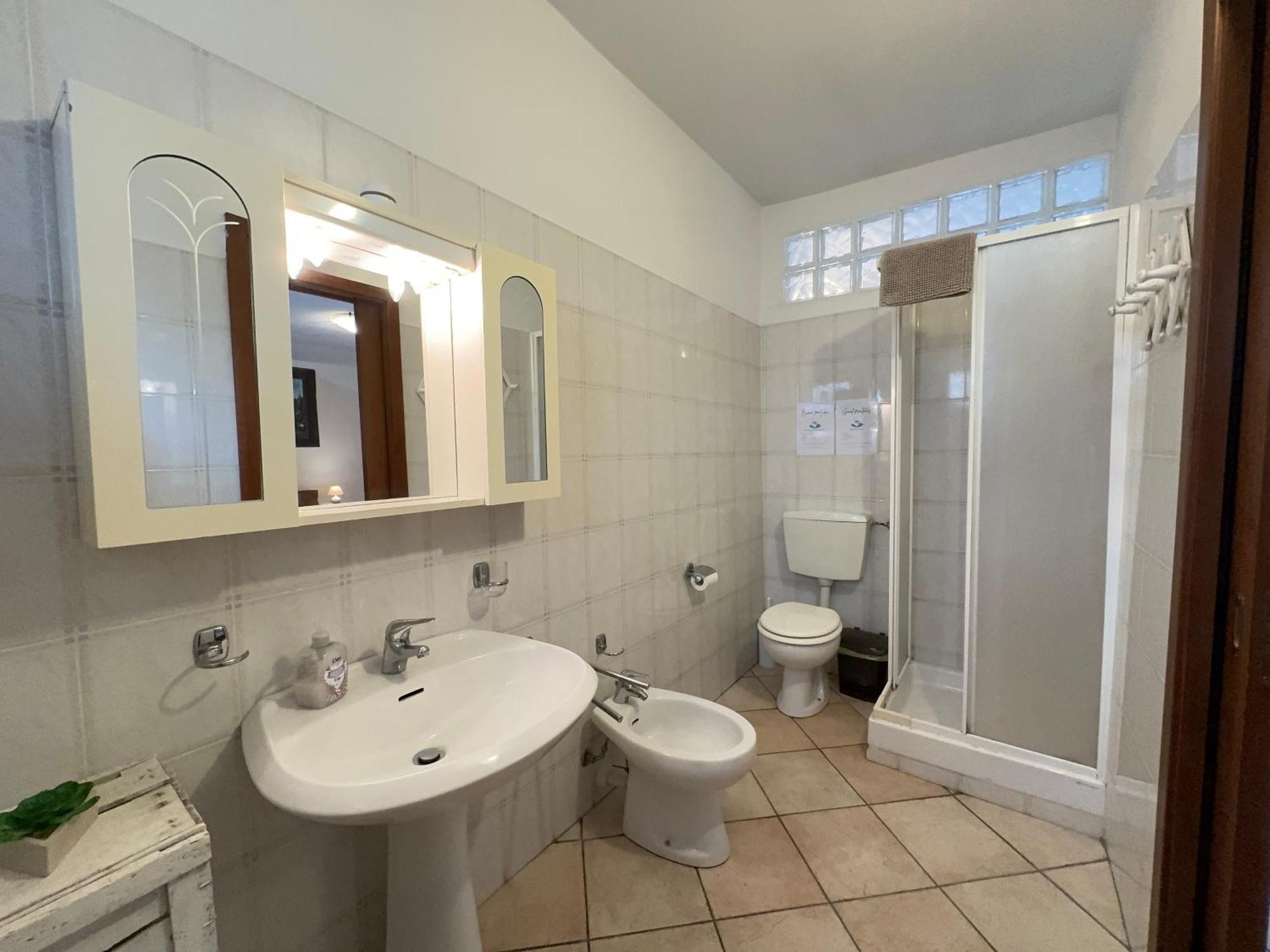Casa Aromi Ed Arte Pension Asti Buitenkant foto