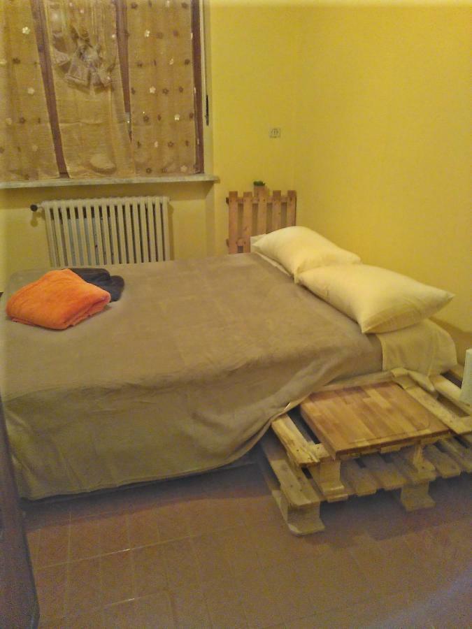 Casa Aromi Ed Arte Pension Asti Buitenkant foto