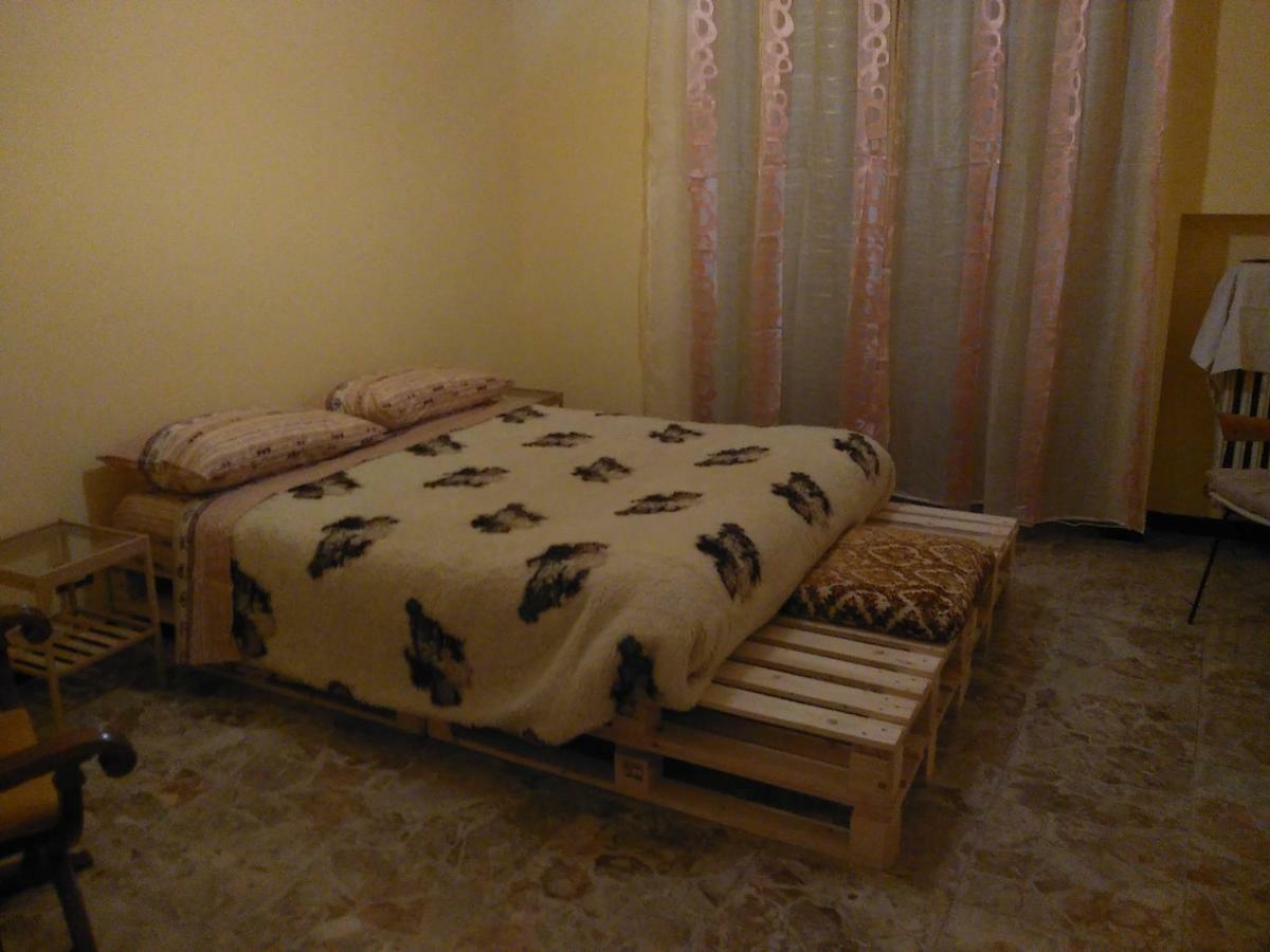Casa Aromi Ed Arte Pension Asti Buitenkant foto