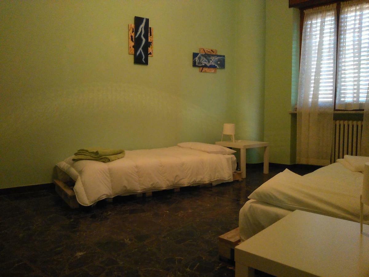 Casa Aromi Ed Arte Pension Asti Buitenkant foto